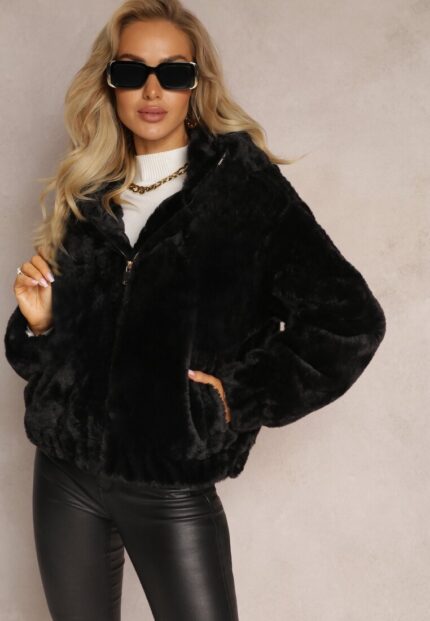 Дамско меко пухено черно яке с обемна качулка и топла подплата от Next Level