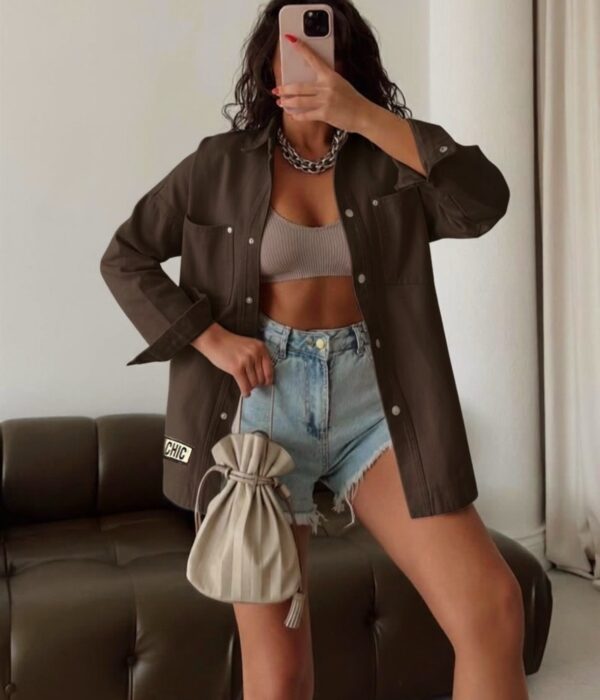 Дамска дънкова риза-яке в кафяв цвят Oversize Chic със свободна кройка от Next Level