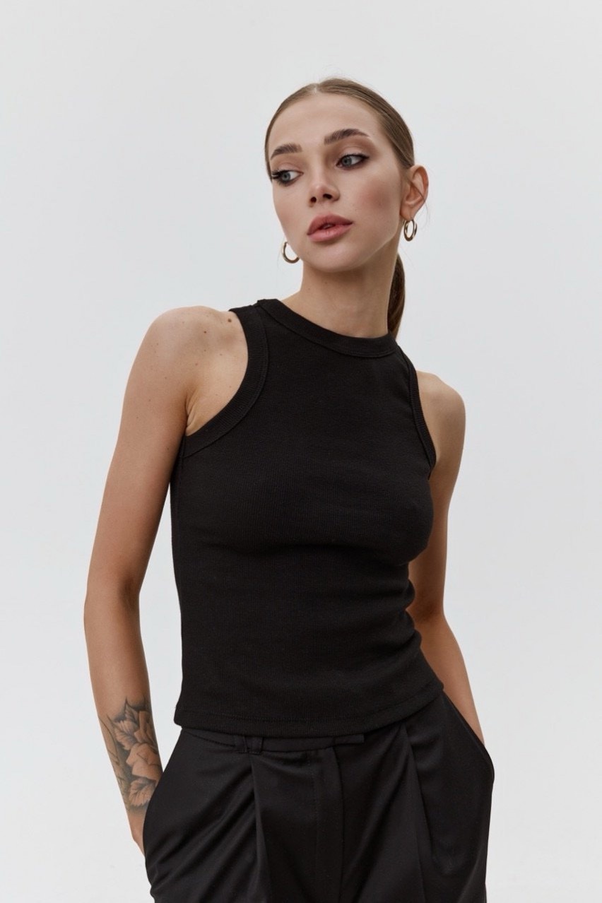 img_3974-2 Дамски плътен рипсен потник в черно - Image 1